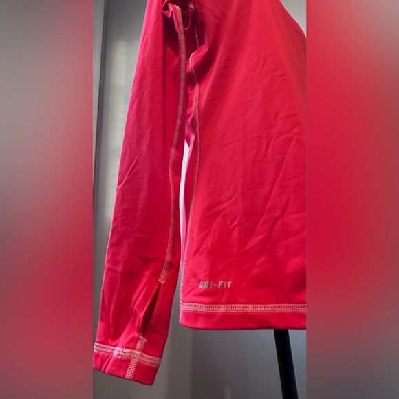 🔥🔥Nike Pro Women’s Long Sleeve Thermal Fleece-Lined Dri-FIT Top - Size Large - Picture 3 of 7